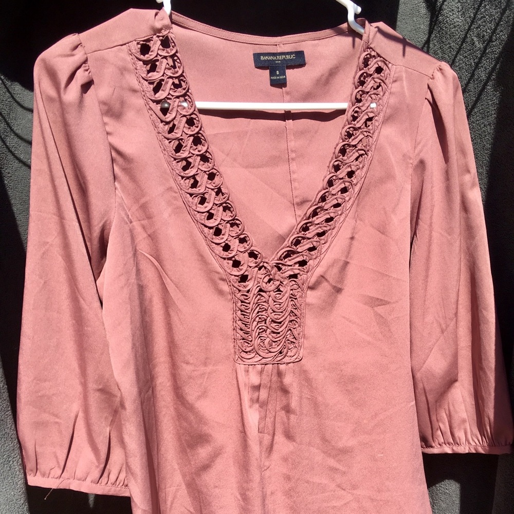 Banana Republic 3/4 length sleeve silky blouse